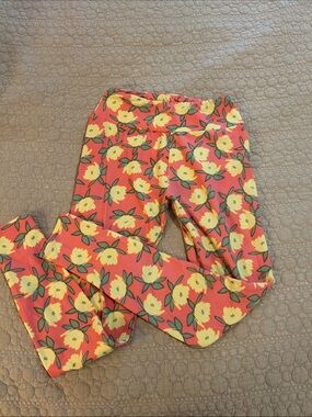 LuLaRoe Coral Leggings with Yellow Floral Print